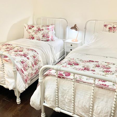 Plantation House Bed & Breakfast Port Hope Eksteriør billede